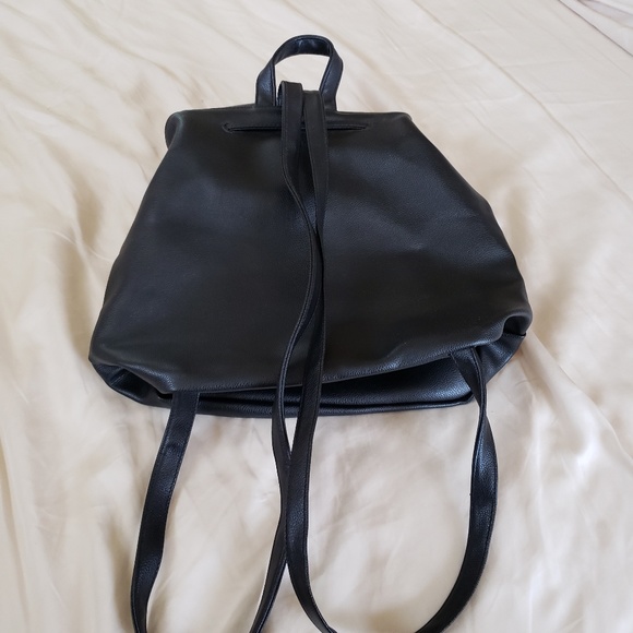 Victoria's secret backpack - Picture 2 of 4